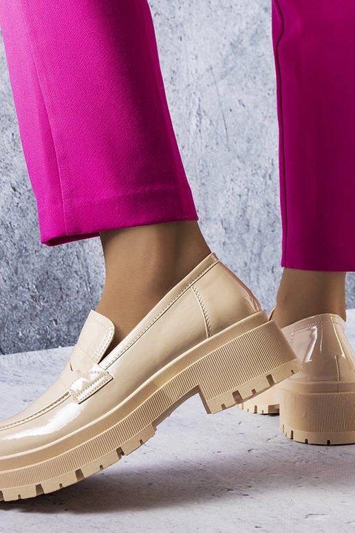 Beežid lakknahast Phaneufi kingad