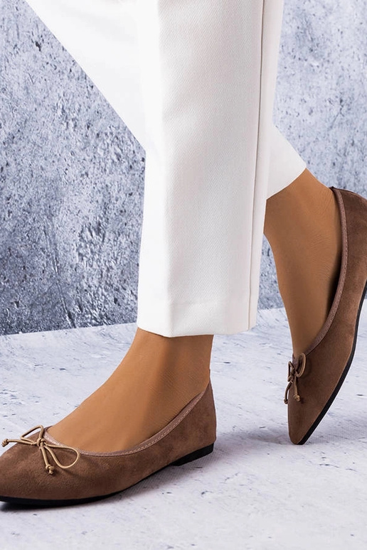 Latouri pruunid terava varbaga...