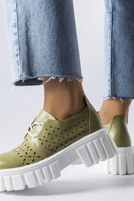 Rohelised ažuursed tursked Camus kingad