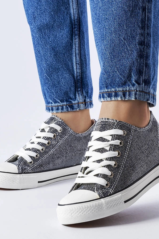 Musta säraga Crete wedge tossud