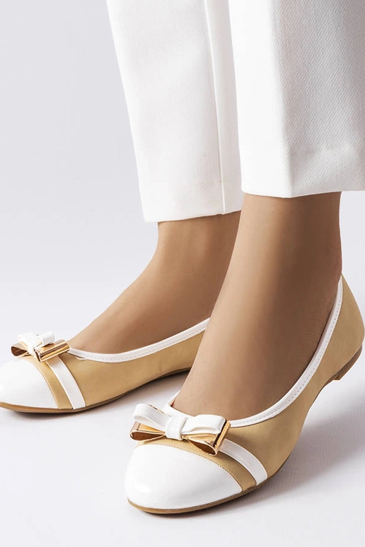 Valge-beezid kingad lipsuga, „Dufour"