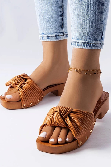 Rocheforti pruunid madala...