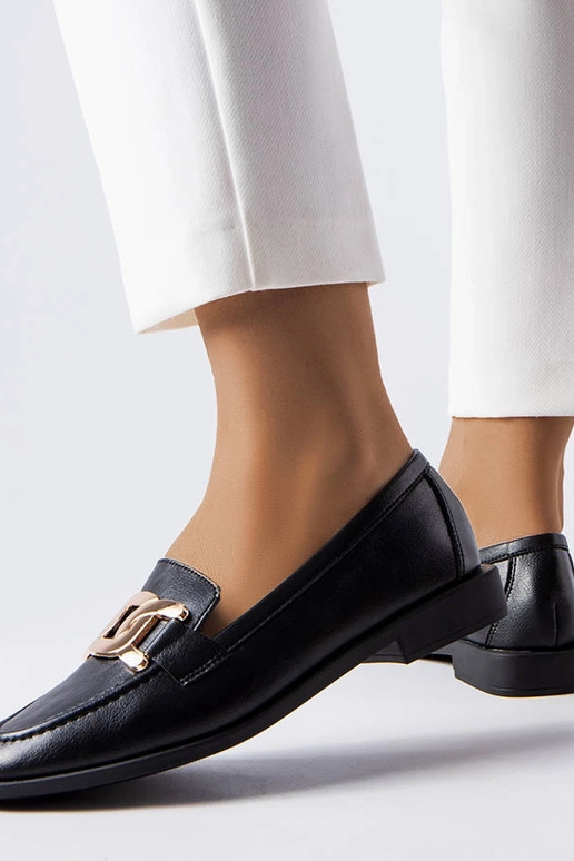 Mustad Henrique pandlaga pätsid