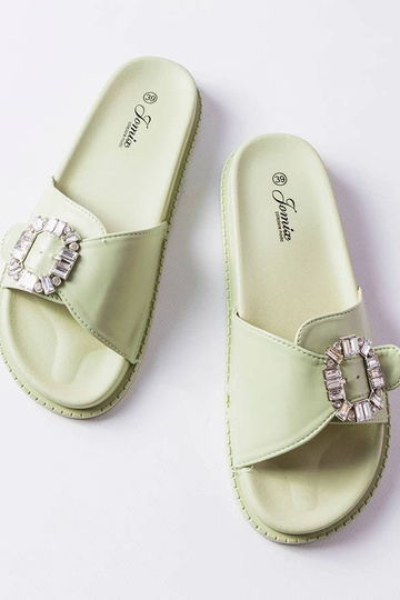 Griegsvei tsirkoonidega... 2