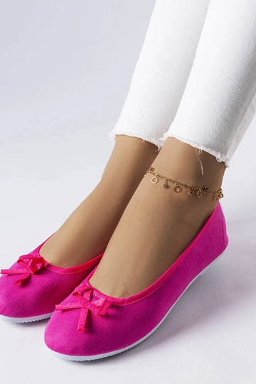 Gendroni roosast riidest... 2