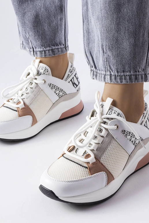 Vinceza valged ja roosad tossud