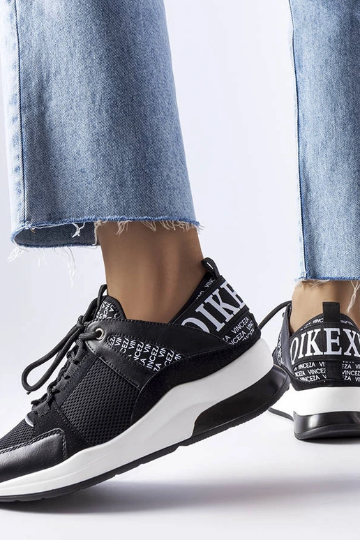 Must-valged Vinceza tossud