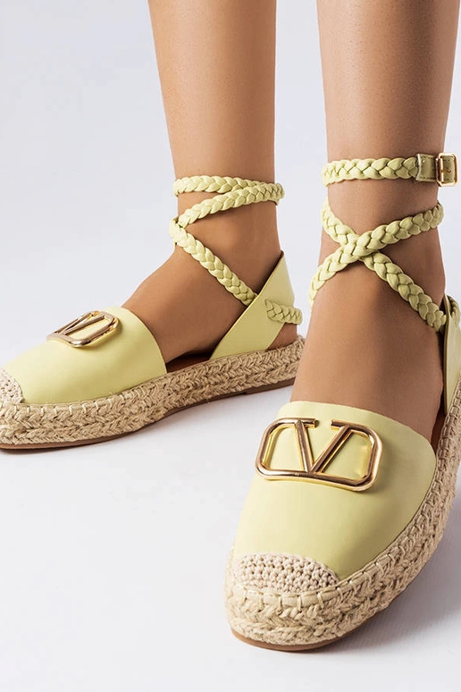 Roheliste pitsidega espadrillide vanem