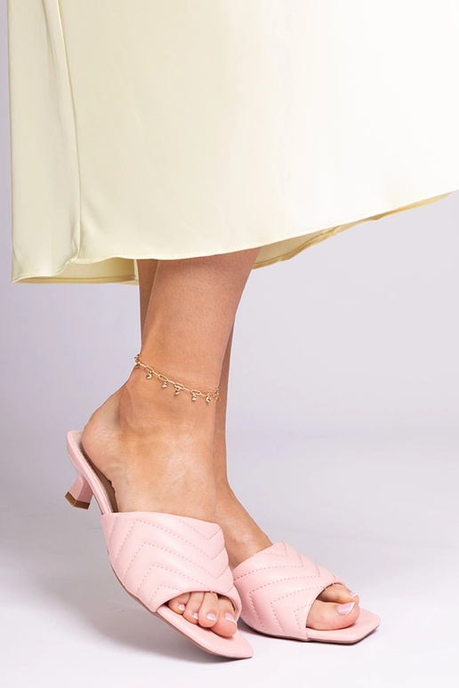 Roosad sussid madala kontsaga, „Launay"