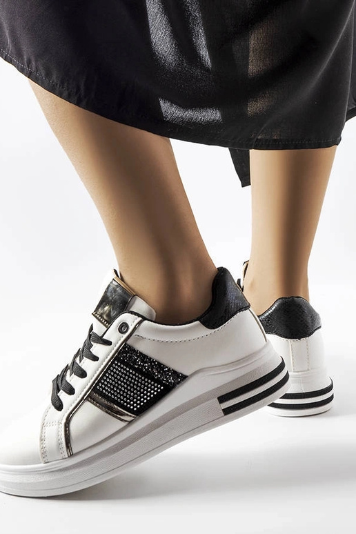 Must-valged tossud Xarlesi tsirkoonidega Must-valged tossud Xarlesi tsirkoonidega