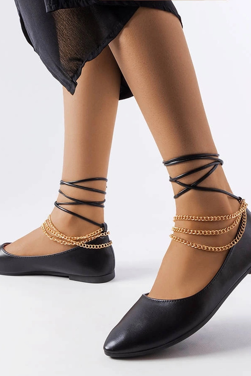 Mustad baleriinid dekoratiivse lukuga...