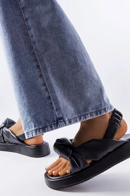 Mustad Clarice Wedges