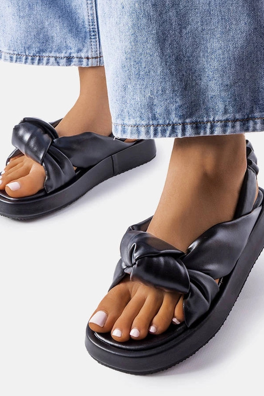 Mustad Clarice Wedges