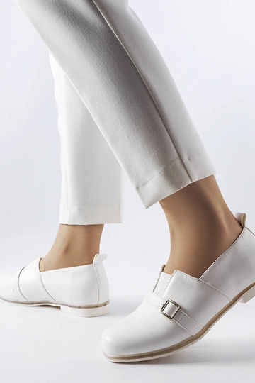 Valged poolsaapad nahkse... 2