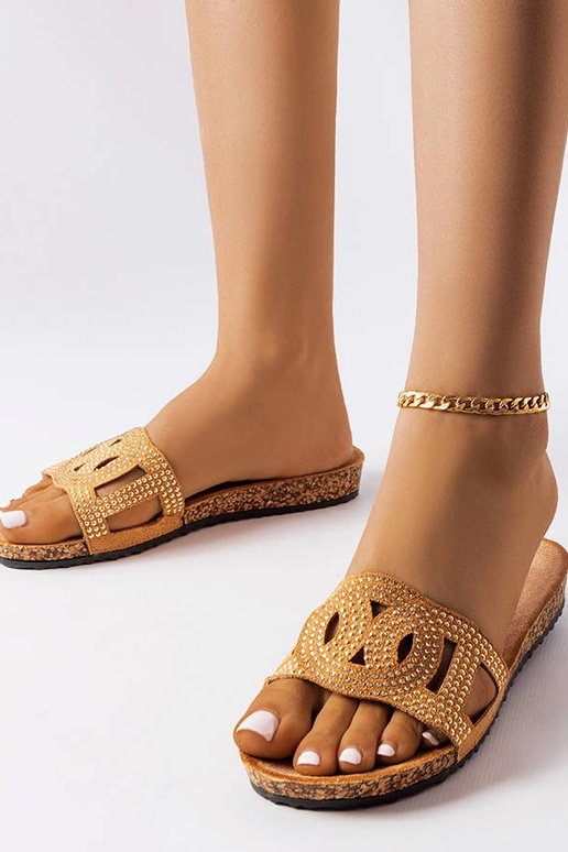 Lagacé kivikestega kaunistatud beežid...