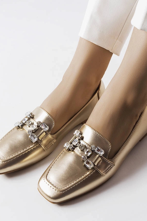 Kuldsed mokassiinid tsirkoonidega...