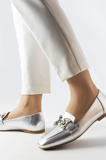 Hõbedased mokassiinid... 2