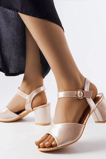 Vinceza kuldsed kontsaga...