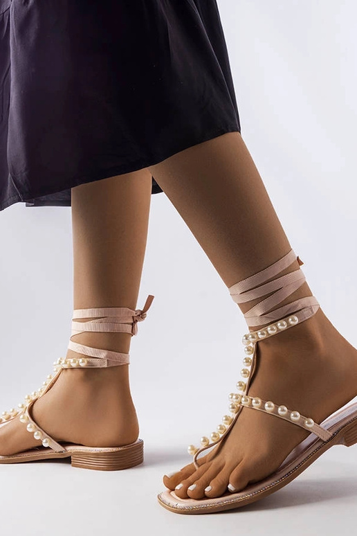 Beežid sandaalid pärlitega Graystone