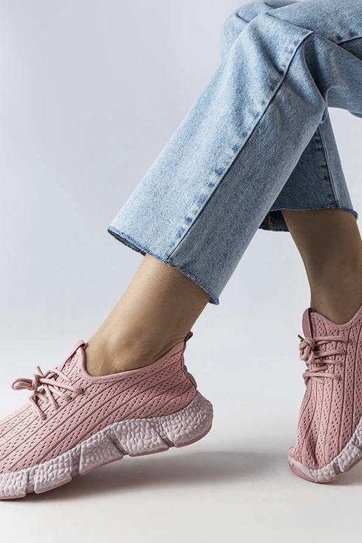 Élodie roosad sporditossud