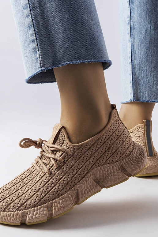 Élodie beežid sporditossud