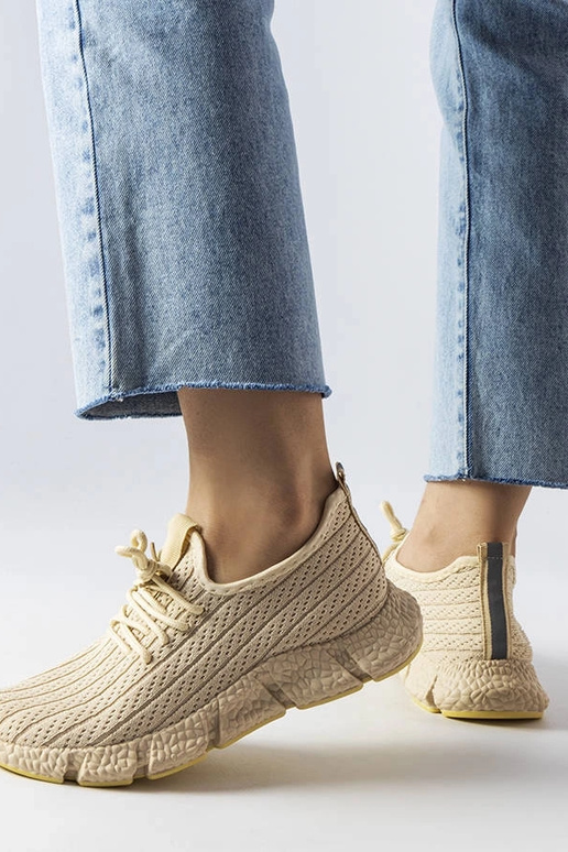 Helebeeži värvi Élodie sporditossud