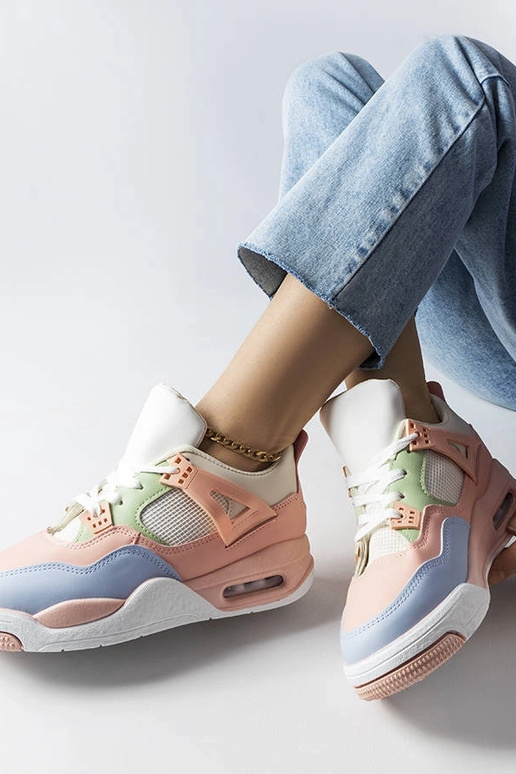 Malase kombineeritud materjalidest... Malase kombineeritud materjalidest...