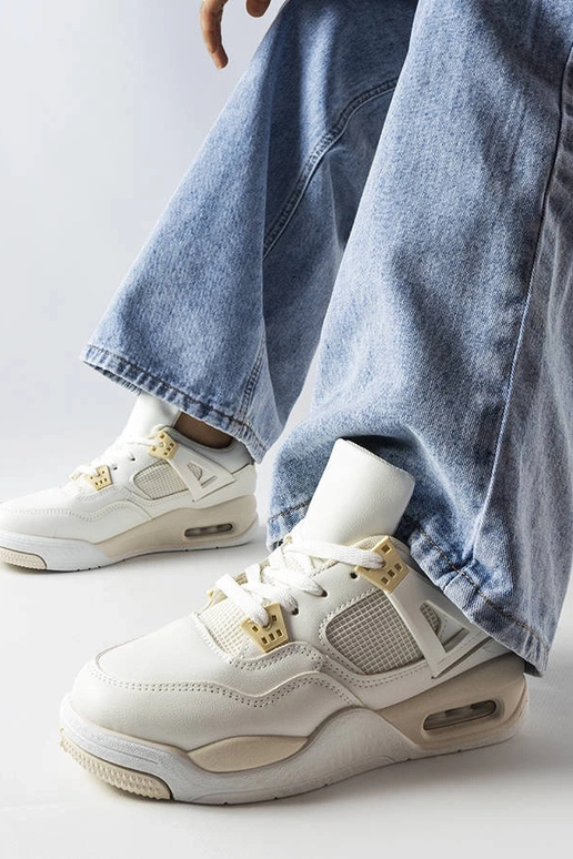 Kombineeritud materjalidest Malas... Kombineeritud materjalidest Malas...