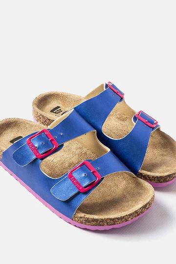 Sinised sussid, „Lee Cooper...