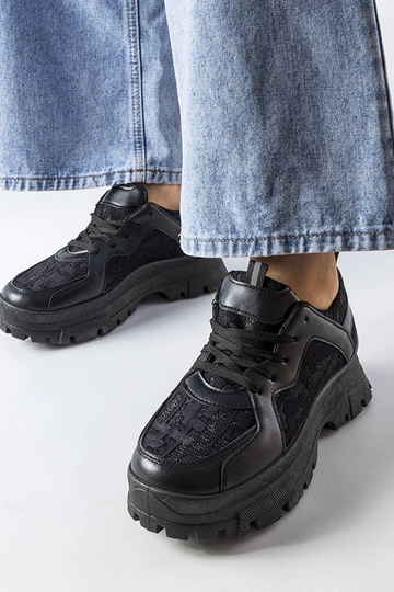 Mustad paksud Brunswicki...