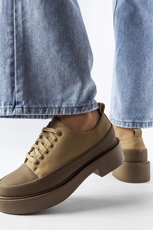 Pruunid lamedad kingad Merico