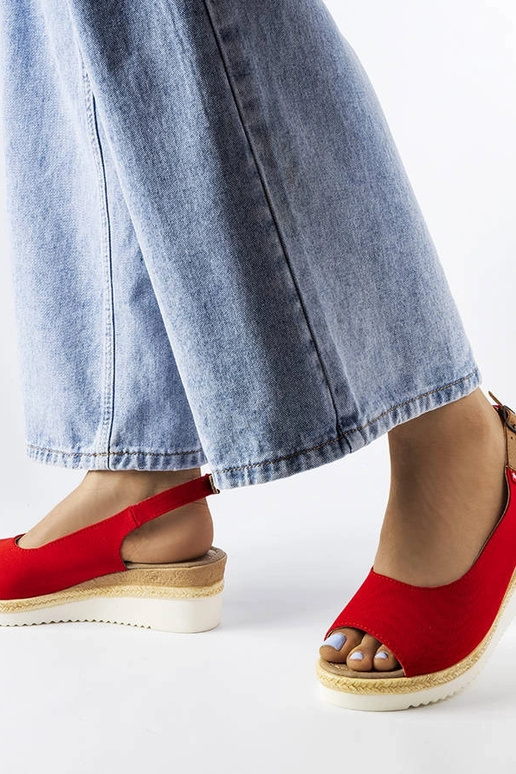 Punased sandaalid platvormil, „Big...