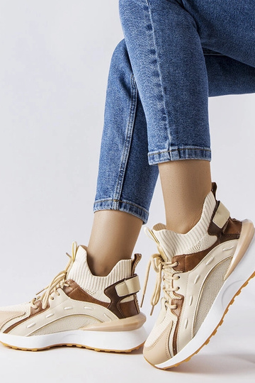 Beež sporditossude kangas... 2