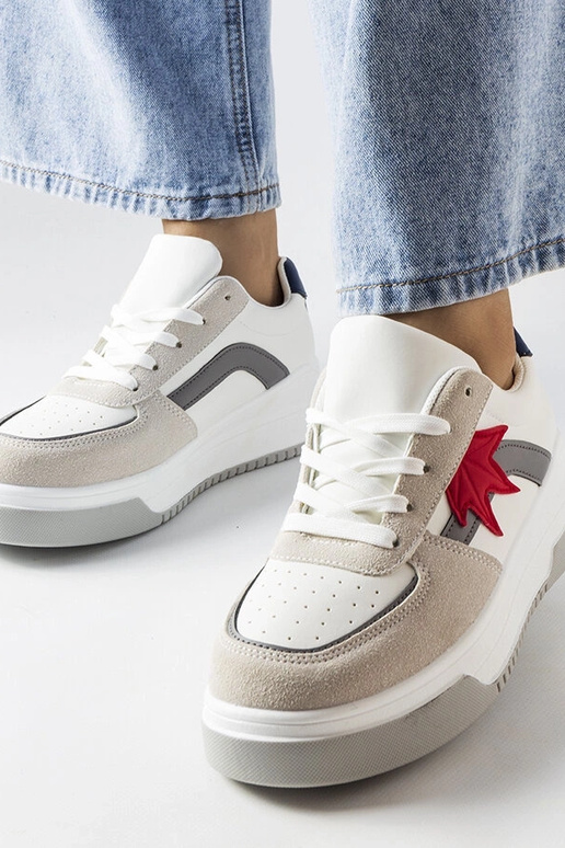 Valged sportlikud kingad kunstnahast...