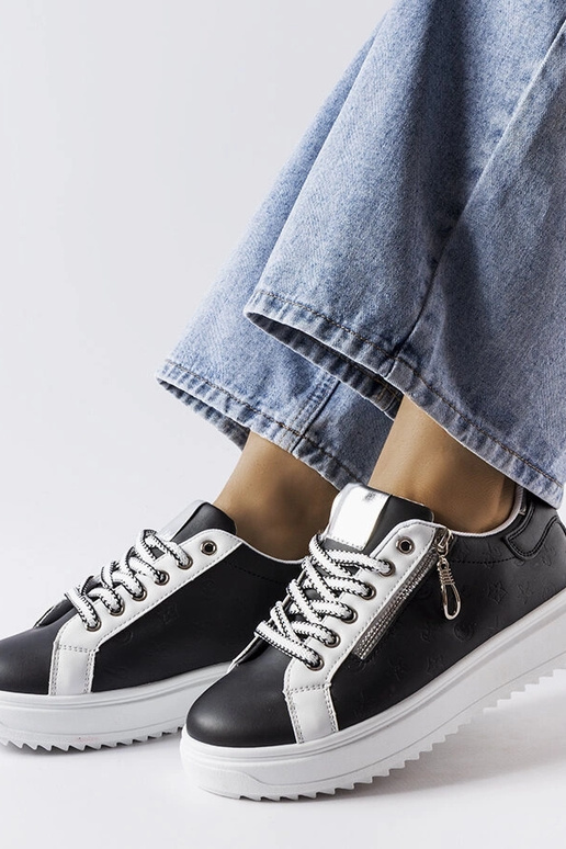 Naiste mustad paeltega tossud Romola