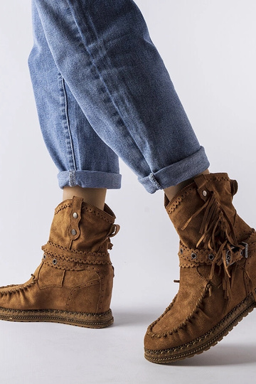 Pruunid saapad platvormil,... 2