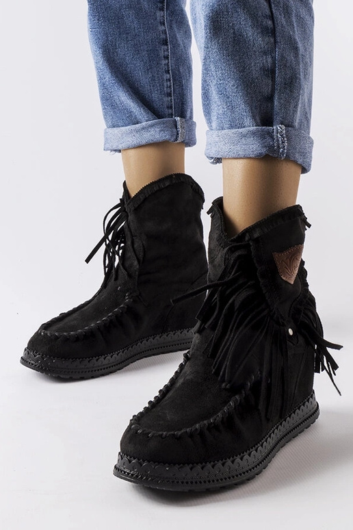 Mustad Giudice poolsaapad