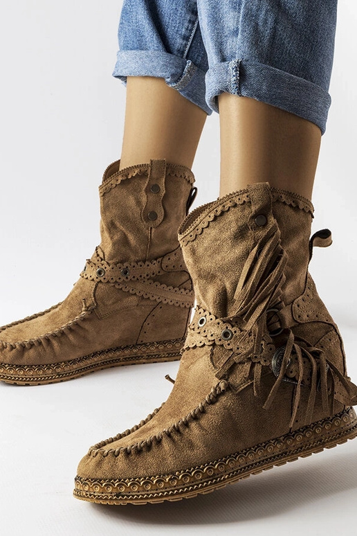 Tumepruunid Teodata poolsaapad