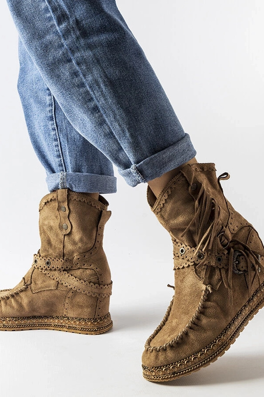 Tumepruunid Teodata poolsaapad