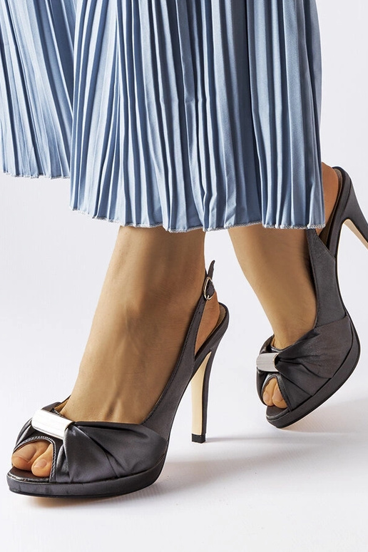 Crispina tumehallid kõrge kontsaga...