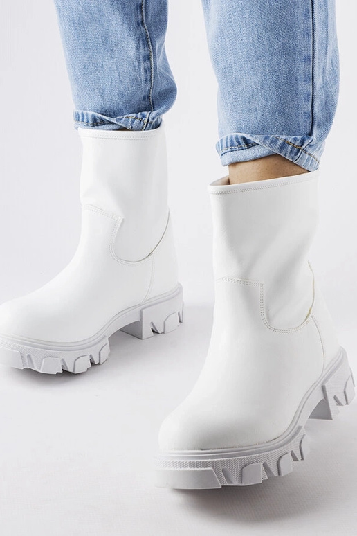 Wuori valged libisevad töösaapad