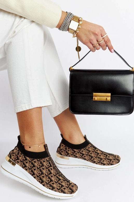 Mustad ja pruunid Tartano kingad