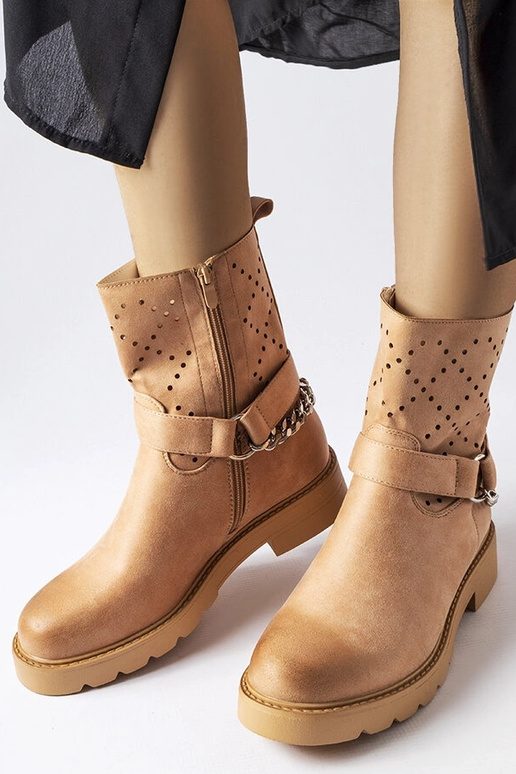 Beežid ažuursed poolsaapad ketiga...