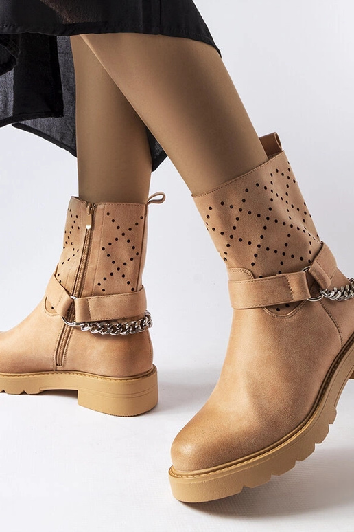 Beežid ažuursed poolsaapad ketiga...