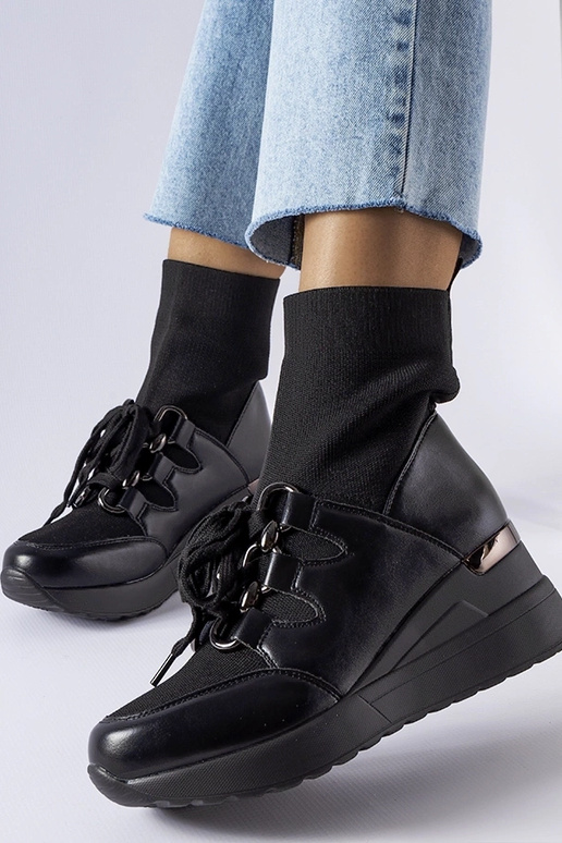 Mustad Rochoni sokisaapad