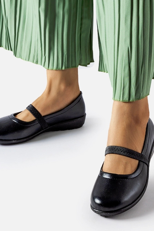 Oaklandi mustad elastsed balletikorterid