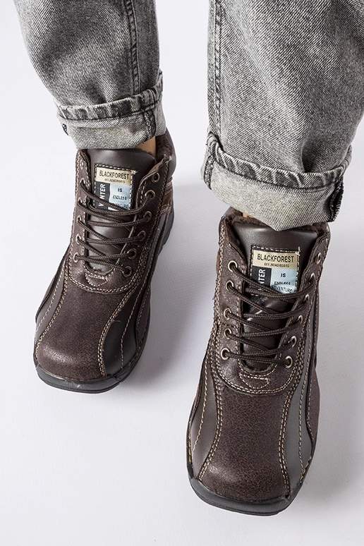 Pruunid poiste soojustatud poolsaapad... Pruunid poiste soojustatud poolsaapad...