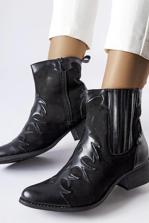 Mustad kauboisaapad väikese kontsaga...