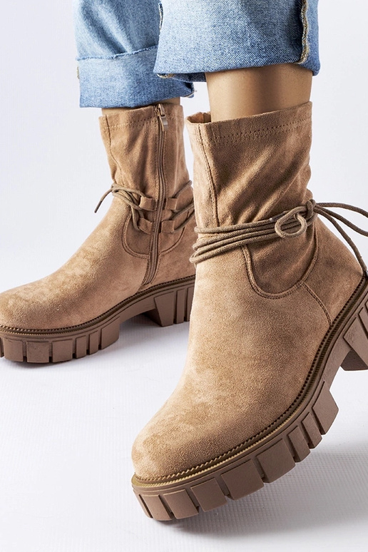 Beežid nöörsaapad Averardo