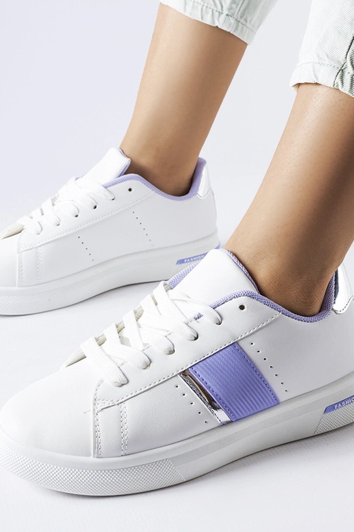 Marei valged lilla aktsendiga... Marei valged lilla aktsendiga...